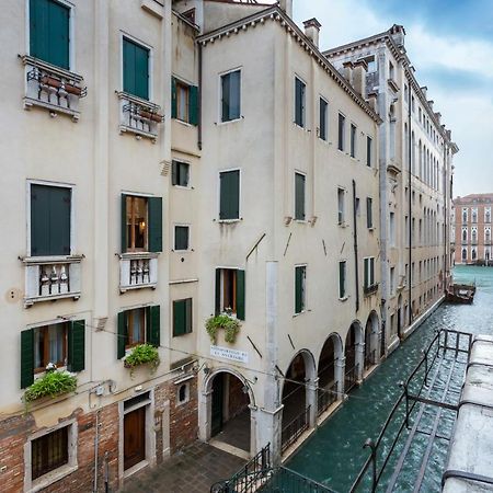 Vip Venice Apartments Exteriör bild